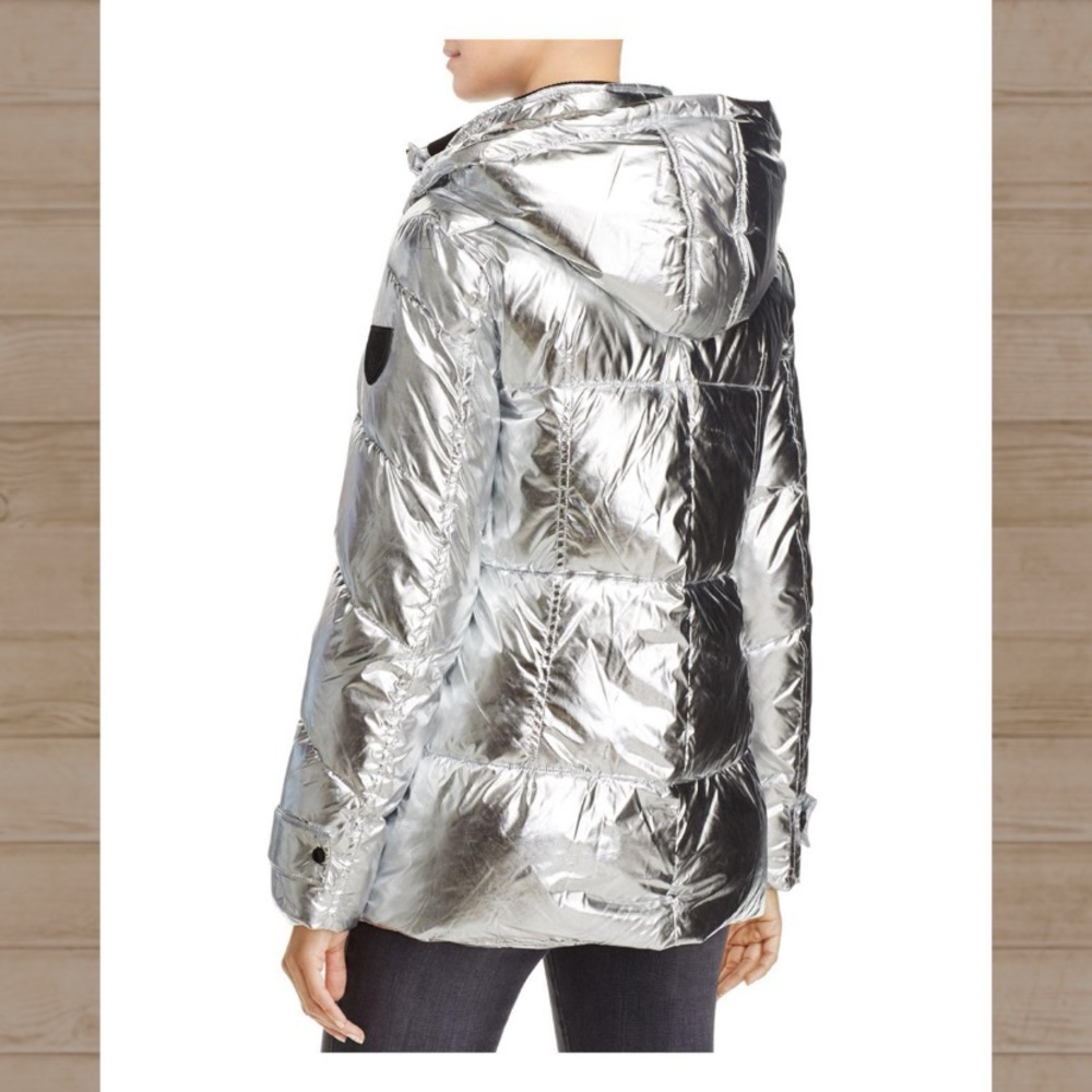 Vince Camuto Silver Puffer